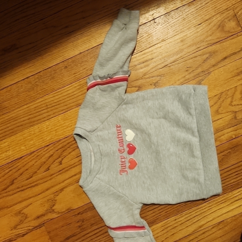 𝅺JUICY Couture sweatshirt girl size 2T